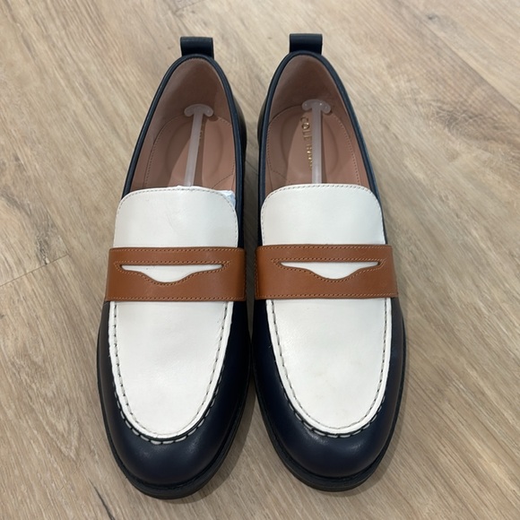 NEW Women’s Cole Haan Stassi Leather Penny Loafers - Picture 2 of 7